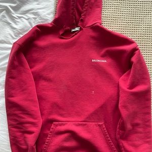 BALENCIAGA
Logo Print Pink Hoodie